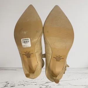 Brand New Store Display Express Women's Size 6 Nude Pump Heels Pointed Toe thumbnail 5