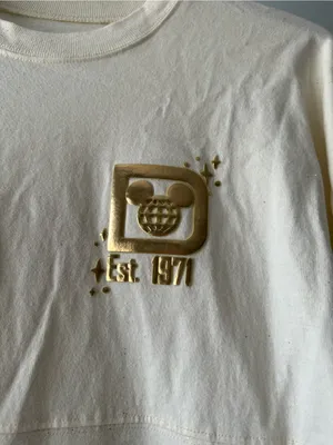 Spirit Jersey Walt Disney World Cream/Gold Long Sleeve Shirt Size Medium thumbnail 2