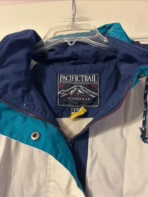 Vintage Pacific Trail Women's Cream Tain Coat with Navy & Teal Trim 1X thumbnail 2