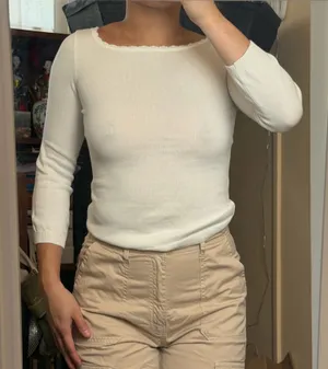 Brandy Melville Sweater Top thumbnail 1