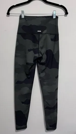 AERIE CHILL PLAY MOVE Camo Leggings 26” Women’s Pants Sz Small. EUC thumbnail 5
