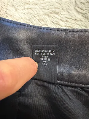 Express Y2K Vintage Genuine Leather Low Rise Mini Skirt in Black Size 0 thumbnail 5