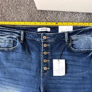 Zenana Button Fly Dark Wash Raw Hem Skinny Jeans – Size 36 NWT thumbnail 5