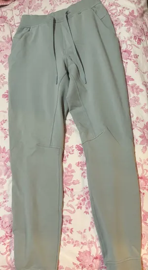 Lululemon Joggers thumbnail 1