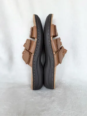 NWOT Clarks Collection Women’s Brown Woven Adjustable Comfort Sandals Size 7 M thumbnail 7