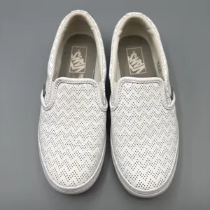 Vans Perforated Leather Shoe Women Size 6.5 White Chevron Asher Slip on Sneakers thumbnail 2