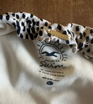 Hollister Bikini Bottoms thumbnail 3