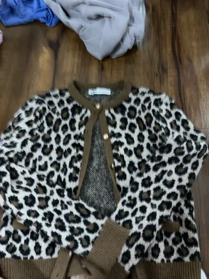 ZARA Cheetah Print Top thumbnail 3