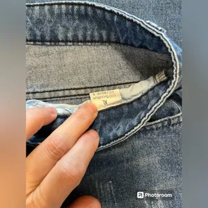 Women’s Distressed Jeans Size XL thumbnail 2