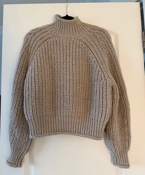 H&M Mockneck Sweater thumbnail 1