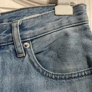 💖 Everlane the 90s Cheeky Straight Leg Jeans thumbnail 4