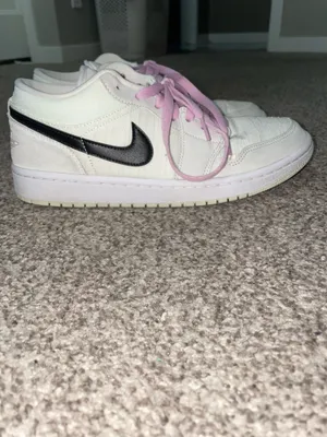 Air Jordan thumbnail 4