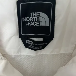 North Face Women’s Triclimate Kodiak White Jacket size medium 🕶️ thumbnail 3