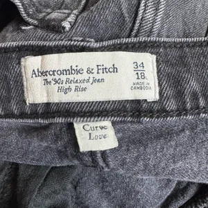 Abercrombie & Fitch Distressed Black Gray 90’s Relaxed Jean High Rise Size 34/18 thumbnail 11