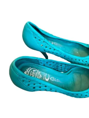 Jeffrey Campbell Bullet Turquoise Perforated Toe Pumps Heels Bold Size 8 Women's thumbnail 10