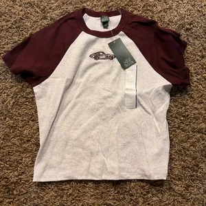 Cropped target shirt thumbnail 1