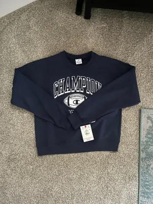 Champion Crewneck Sweatshirt thumbnail 5