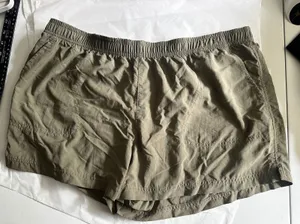 Columbia Sandy River Cargo Shorts Womens XL Sage Green Hiking Outdoor AL4573 thumbnail 1