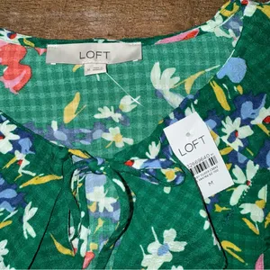 NEW Loft Ann Taylor Floral Bouquet Ruffle Tie-Neck Jacquard Long Sleeve Blouse thumbnail 5