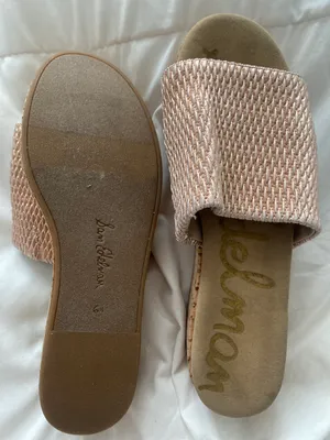Heels Size 6.5 thumbnail 3