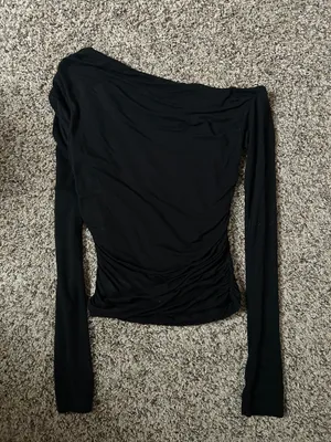 White Fox Boutique One-Shoulder long sleeve top thumbnail 1