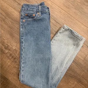 GAP Women's Light Blue Ombré Straight Leg Jeans thumbnail 4