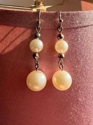 Vintage Faux Pearl and Silver Tone Beaded Dangle Earrings thumbnail 3