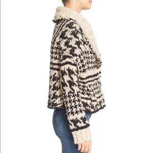 Free People Cropped oversized Cardigan thumbnail 3