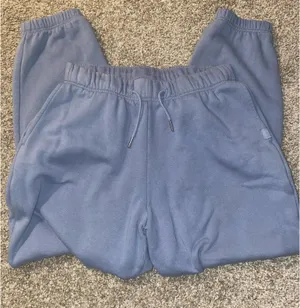Gilly Hicks Sweatpants thumbnail 1