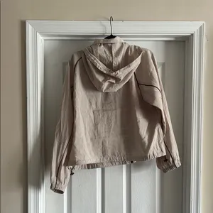 H&M NWT Light Taupe Women's Windbreaker Jacket with Contrast Piping thumbnail 7