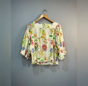 Floral Laura Ashley Linen Blend Button Up Blouse Size M EUC thumbnail 4