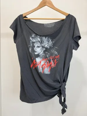 Lady Gaga Born This Way Graphic Tee Oversized Side Tie Top Size 1X/14-16 thumbnail 1