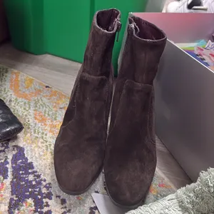 Via Spiga Elegant Brown Suede Women's Ankle Boots made in Italy 8M thumbnail 8