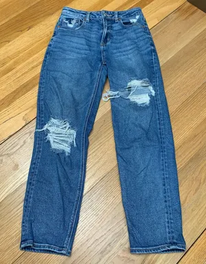 American Eagle Mom Straight‎ Jeans Distressed Medium Wash Blue Size 2 Regular thumbnail 1
