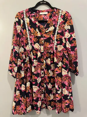 Entro Floral Long Sleeve Crochet Dress thumbnail 1