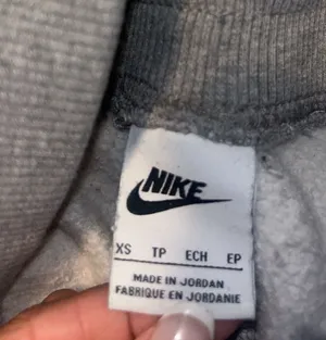 Nike Sweatpants thumbnail 4