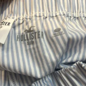Hollister poplin wide leg sleep blue and white pj pants size small. NWOT! thumbnail 11