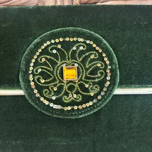 Vintage Style Forest Green Velvet Clutch Gold Jewel Embellished‎ Evening Bag thumbnail 2