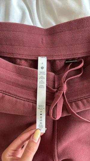Lululemon Joggers thumbnail 3