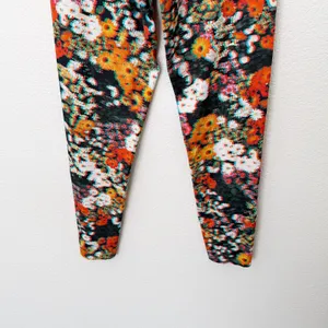 [Aerie] Offline Pixelated Floral Print Shadow 3D High Rise Leggings Size Large L thumbnail 9