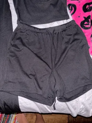 Black 4 piece Set thumbnail 4