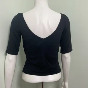 Lululemon ribbed black top size 10 thumbnail 5