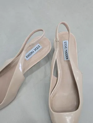 Steve Madden Beige Patent Pointed Slingback With Small Heel Size 10 thumbnail 6