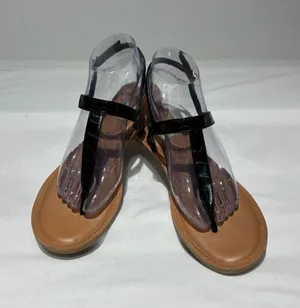 Steve Madden Lanza T-Strap Flat Sandals  Size 10 thumbnail 1
