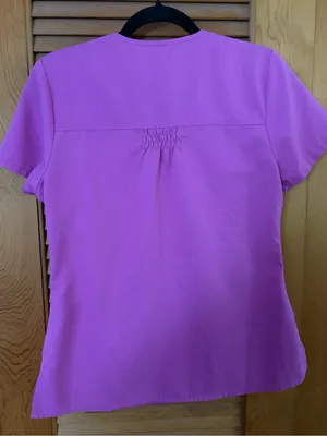 Grey's Anatomy by barco vneck 2 pocket scrub top in pink size small thumbnail 4