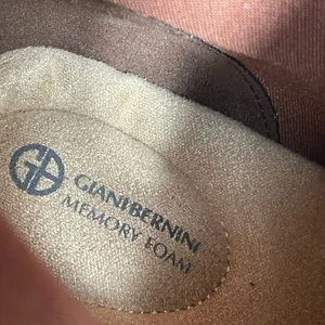 Giani Bernini Odettee Brown Tall Leather Block Heel Boots Size 8M thumbnail 10