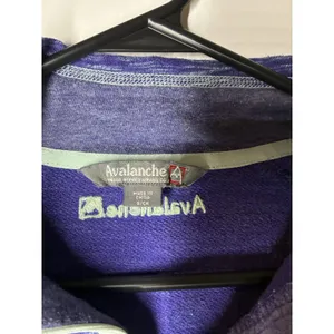 Avalanche‎ Athletic Pullover Top Women's Small Purple White Kangaroo Pocket LOGO thumbnail 3