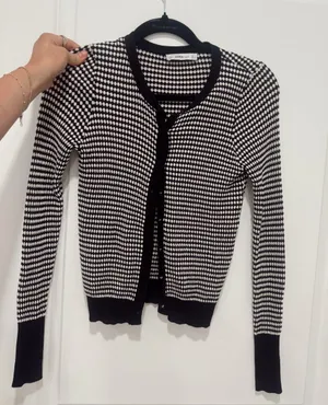 ZARA knit long sleeve Small thumbnail 1