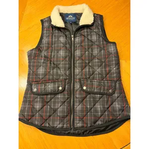 British Khaki Quilted‎ Plaid Vest Sherpa CollarSz S preppy equestrian thumbnail 2