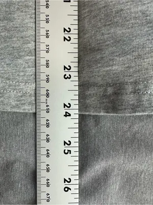 Ariat REAL Women’s Medium Oversized Fit Gray Long Sleeve Graphic Shirt thumbnail 9